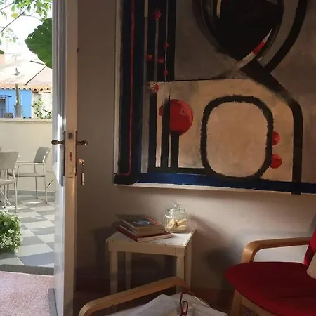 Colorful 110 M2 House In Chania Center! *