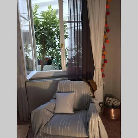 Colorful 110 M2 House In Chania Center! La Canea