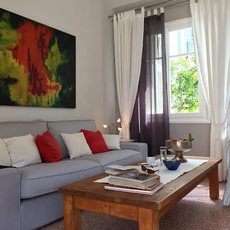 Colorful 110 M2 House In Chania Center! La Canea