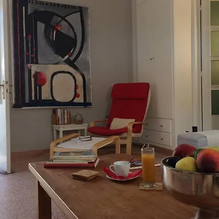 Colorful 110 M2 House In Chania Center! *