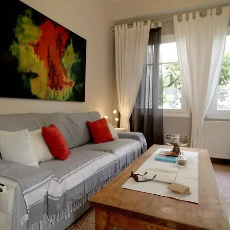 Colorful 110 M2 House In Chania Center! ハニア