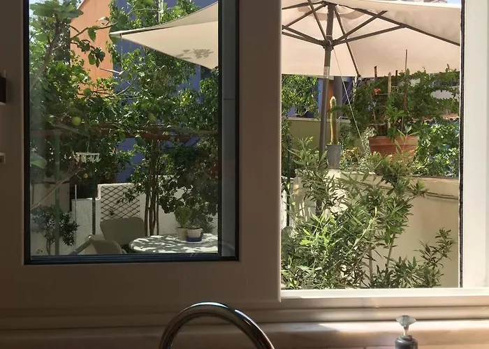 Colorful 110 M2 House In Chania Center!