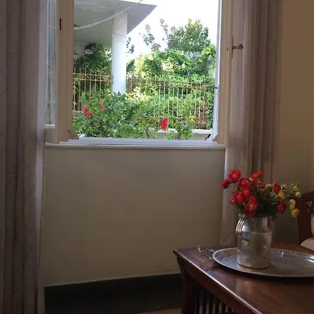 Colorful 110 M2 House In Chania Center! La Canea